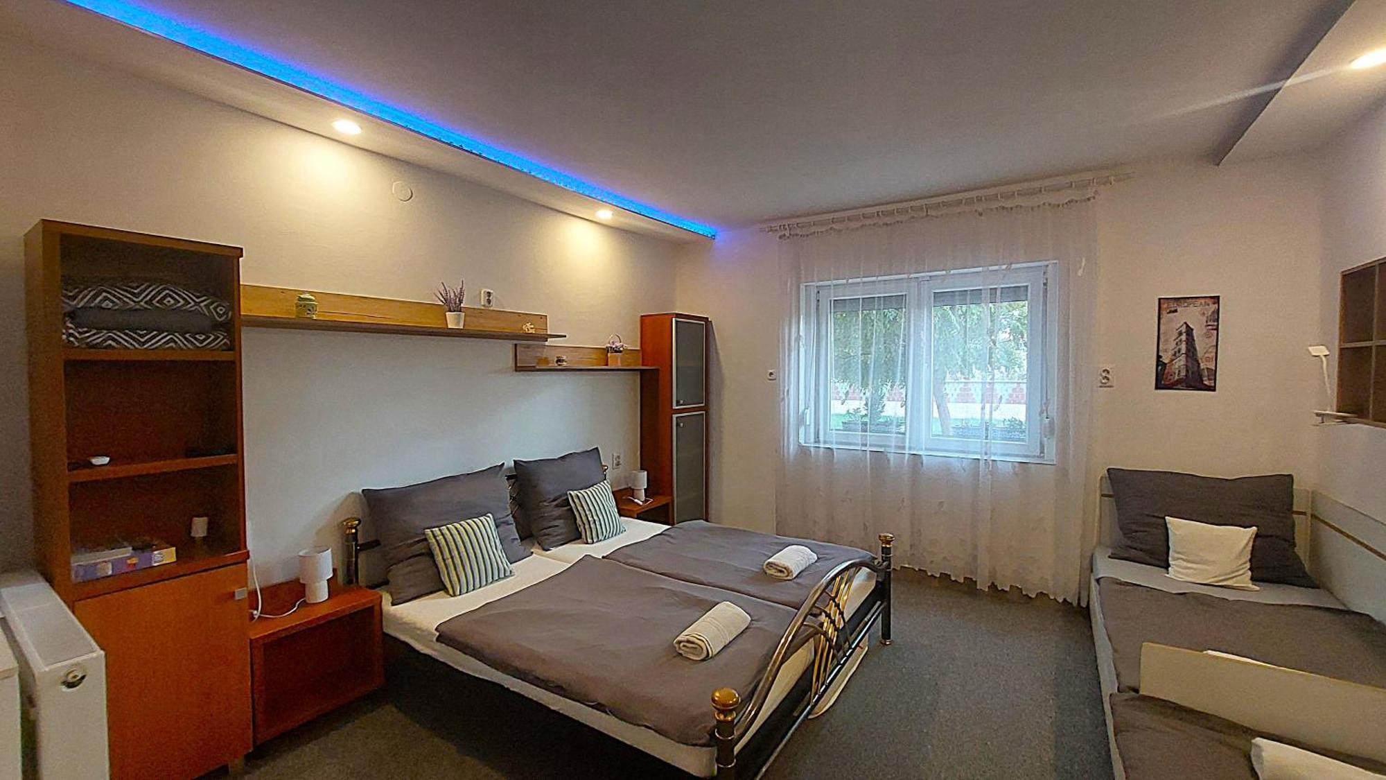 Apartment Holiday Apartman Morahalom
