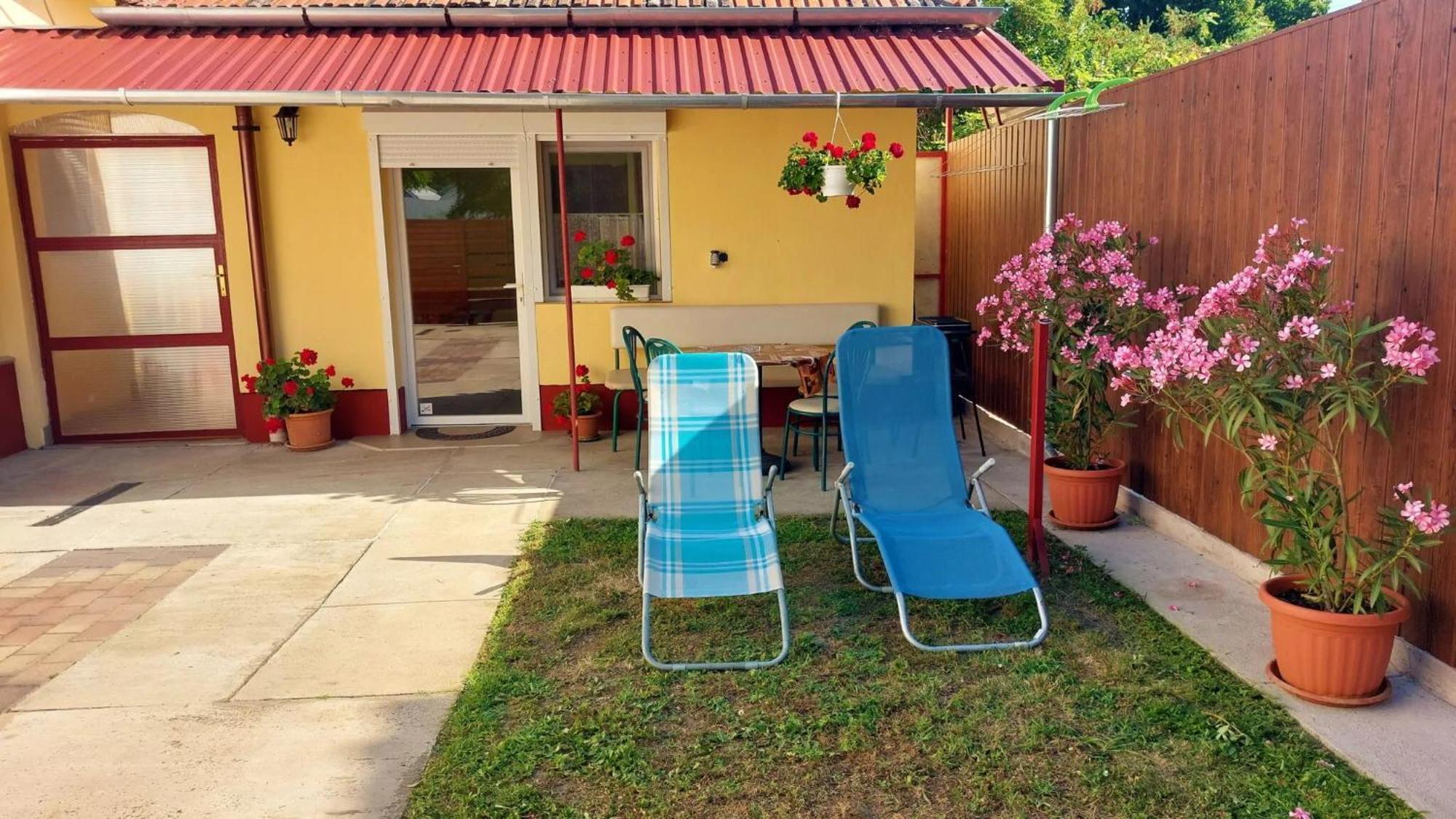 Apartment Holiday Apartman