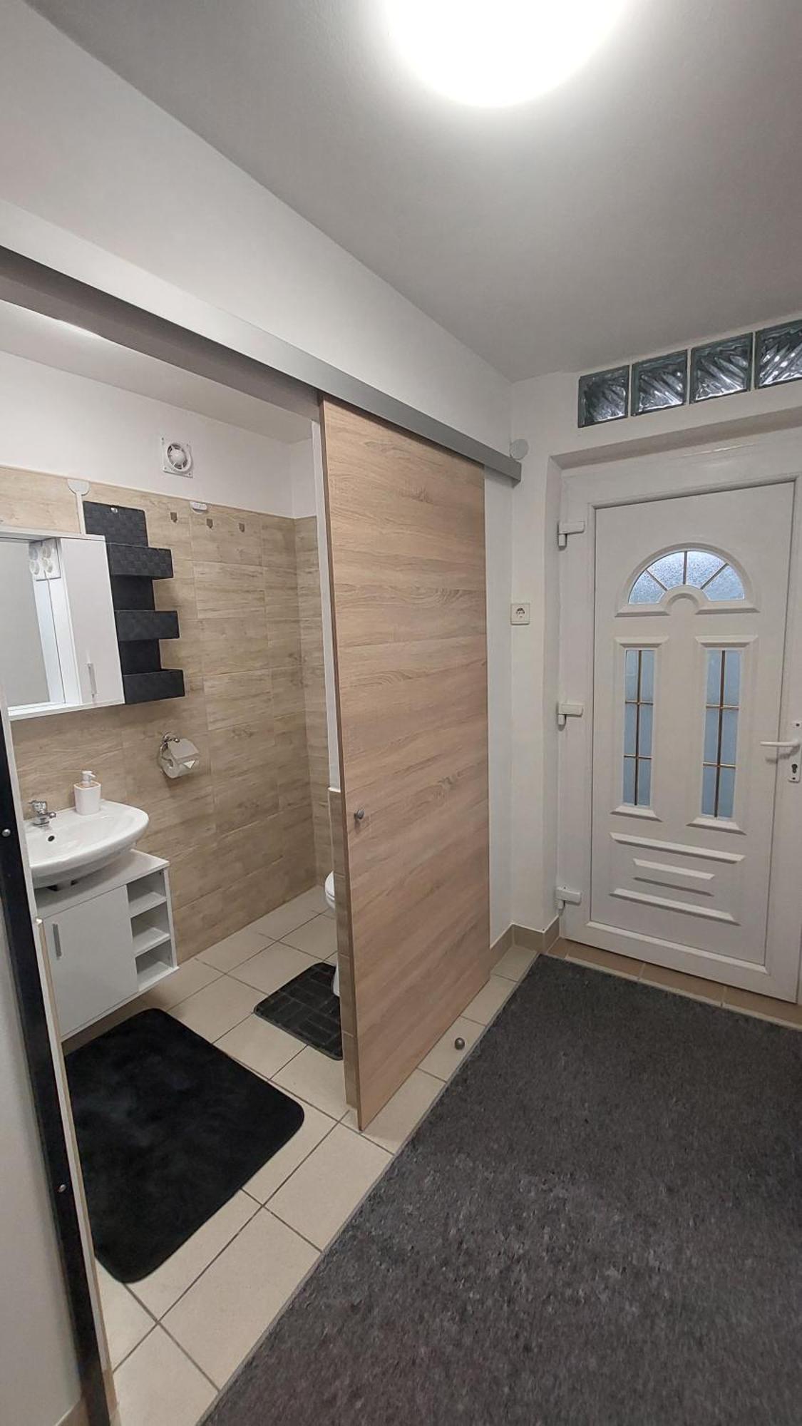 Holiday Apartman Apartment