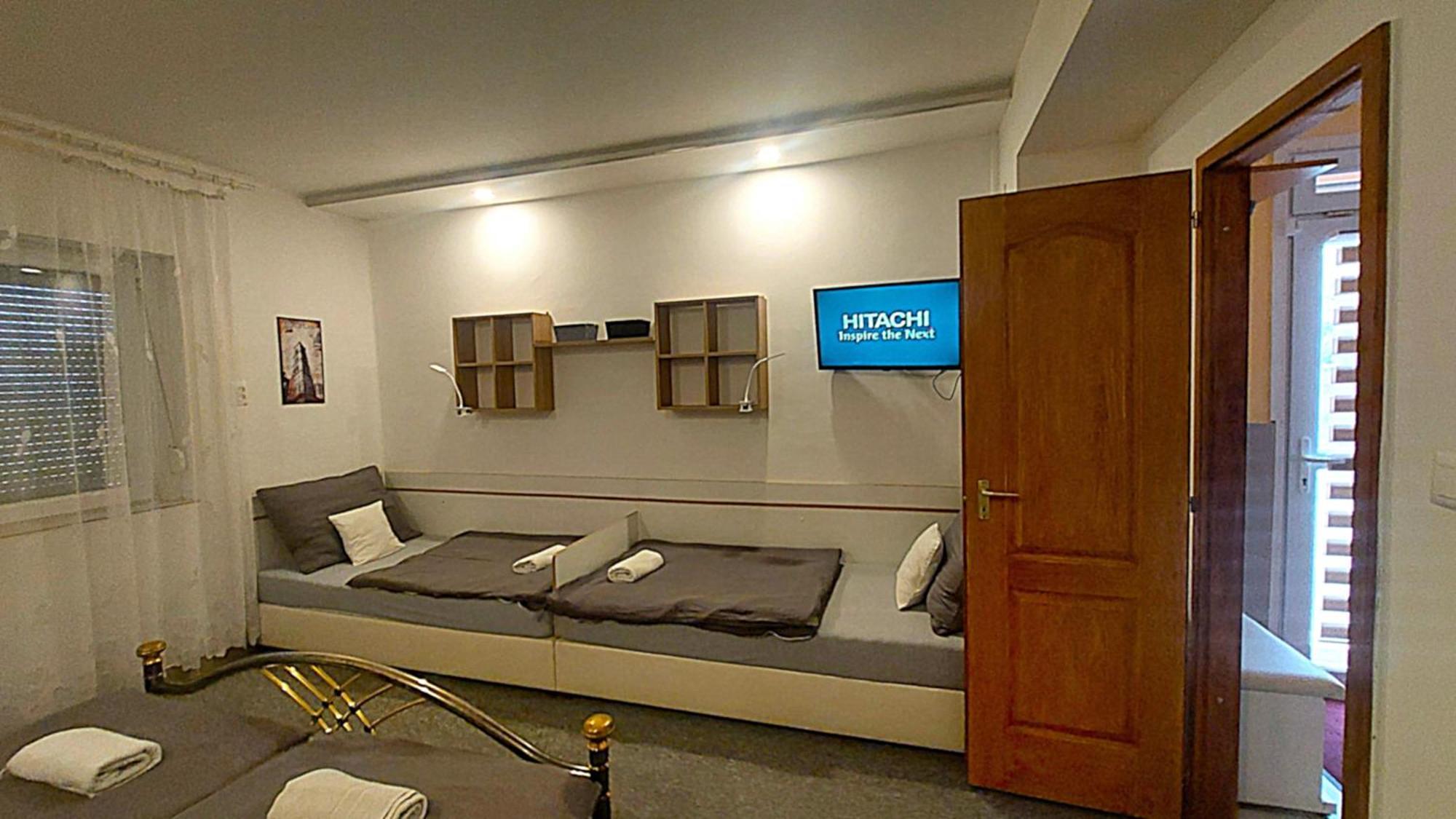 Holiday Apartman * Morahalom